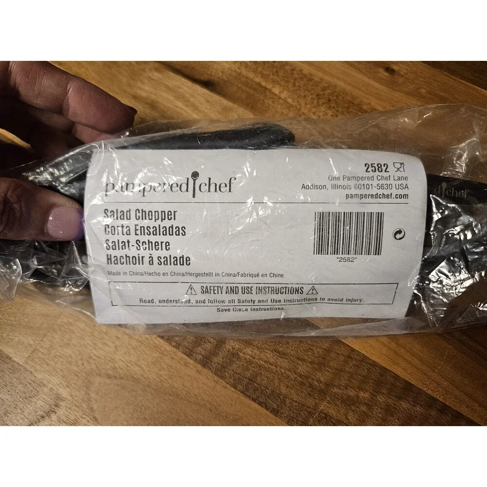 NIP Pampered Chef Salad Chopper #2582 – Double Blade Lettuce Scissors